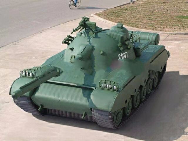邕宁军用充气坦克车
